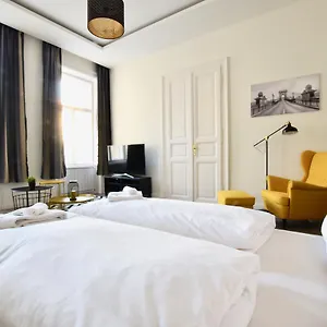 vizitați hotelul