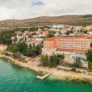 vizitați hotelul
